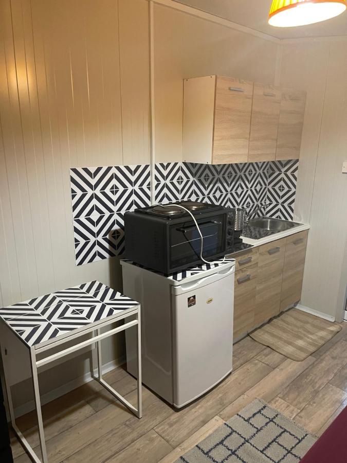 Cozy Studio In Town Center Limassol Luaran gambar